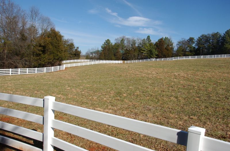 Best Fence Painting Contractors in Hugo, MN
